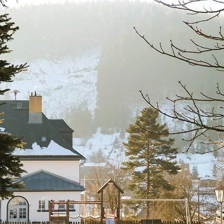 Four-bedroom Holiday In * Lichte
