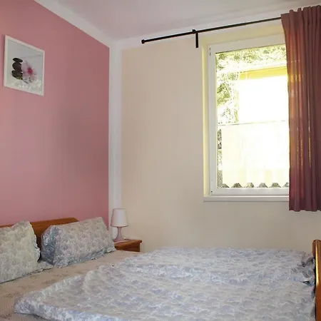 Nyaraló Four-bedroom Holiday In